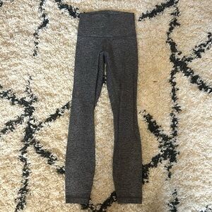 Grey Lululemon leggings in pristine condition